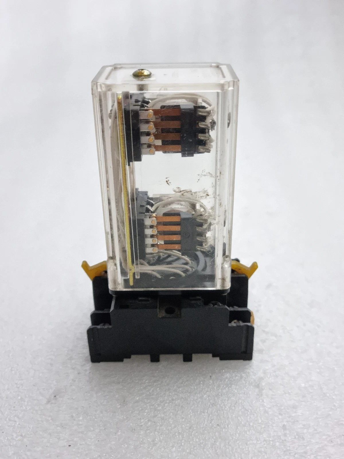 Omron MYA-BMT CIM 24VDC Power Relay With Base Unit Free Ship